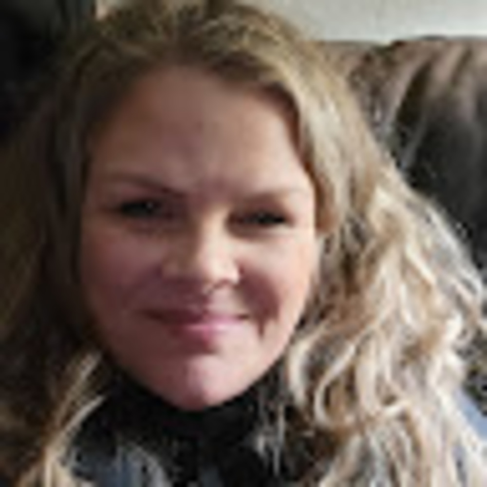Meet your Posher, Raquel